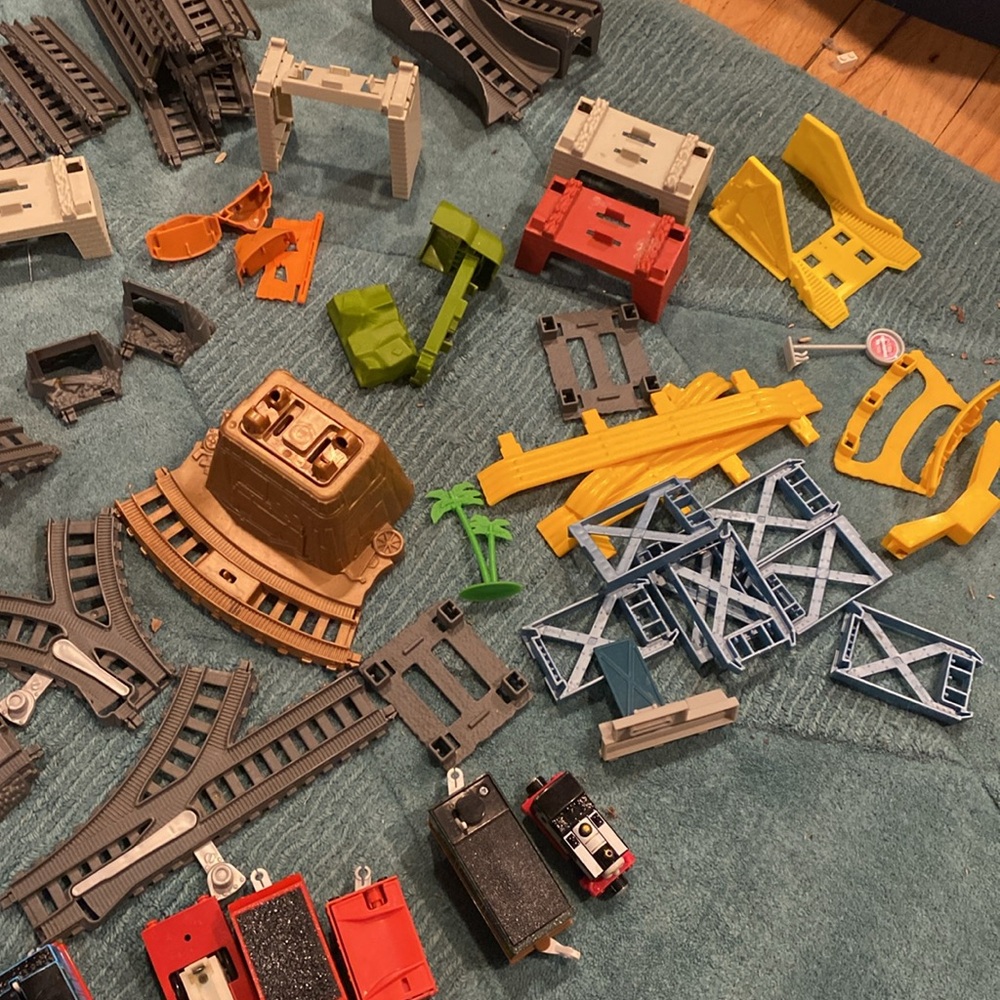 Huge lot Thomas and Friends Track and engines - Picture 7 of 9
